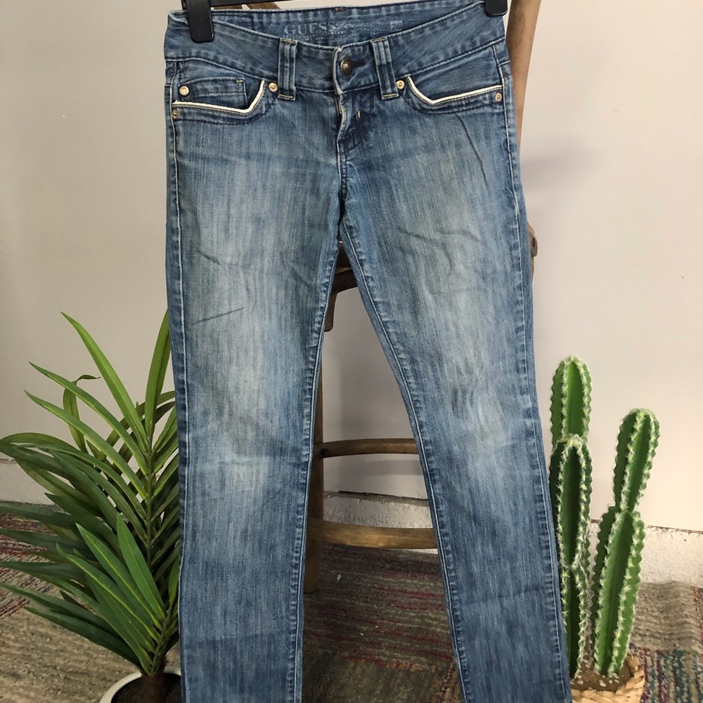Guess Straight Leg Jeans Size 26
